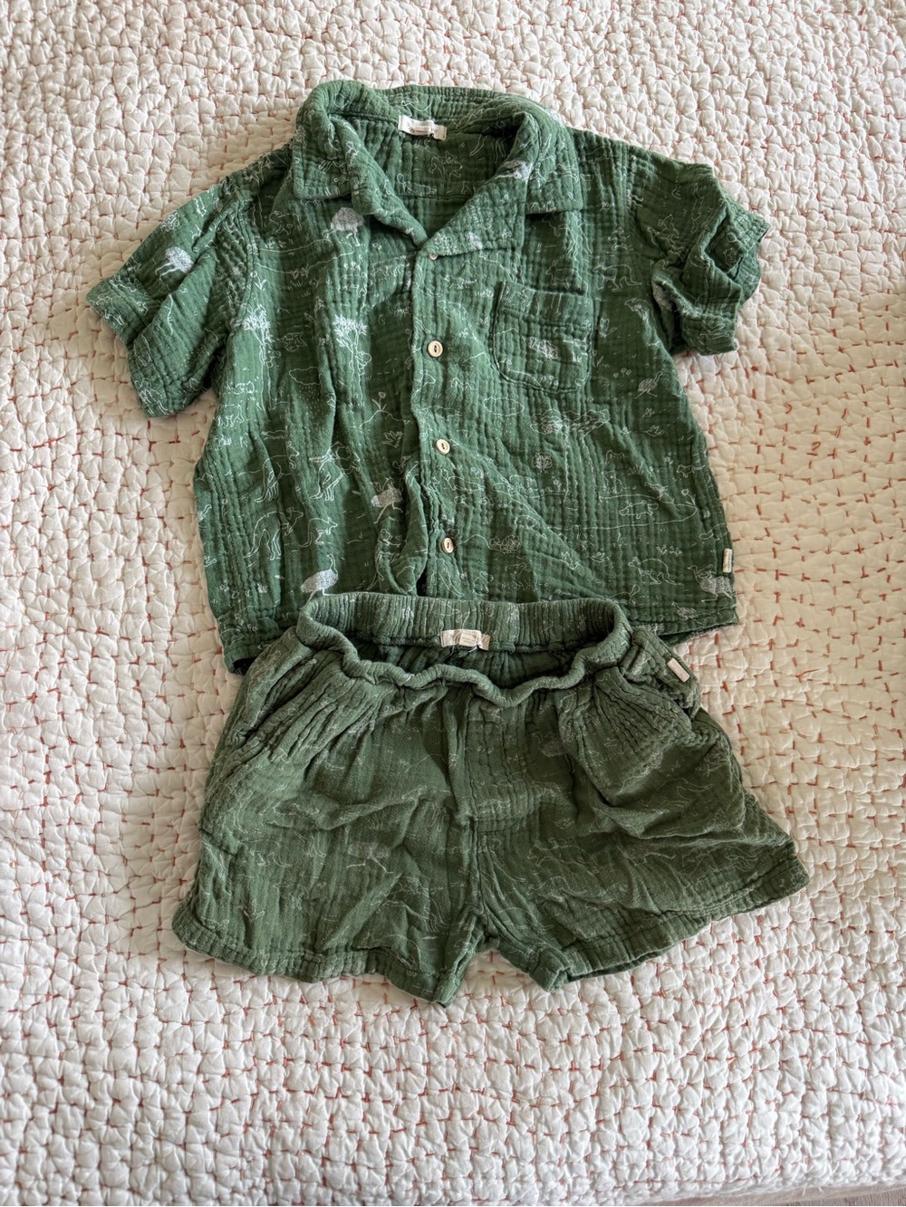 green Matching set by Red Caribou